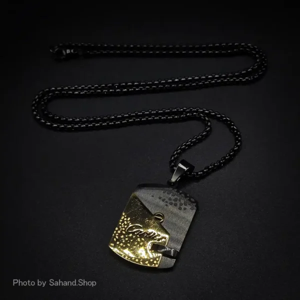 گردنبند مردانه استیل مشکی طلایی – cartier - Image 3