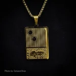 گردنبند استیل طرح Cartier مدل مستطیلی طلایی - Image 2