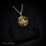 گردنبند استیل طرح Versace مدل مدوسا طلایی