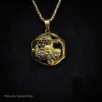 گردنبند استیل طرح Versace مدل مدوسا طلایی - Image 2